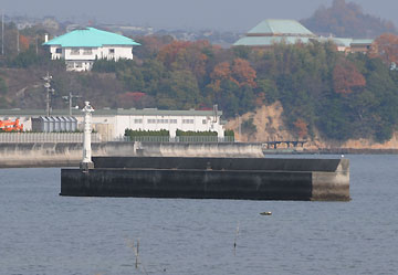 上ノ浜港一文字防波堤北灯台