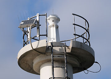 鮴崎港盛谷3号防波堤灯台