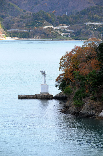 御手洗港大島灯台