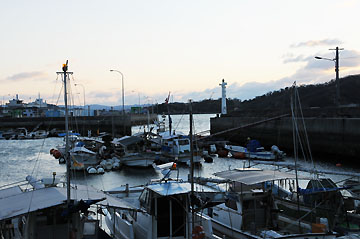 尾道糸崎港吉和西防波堤灯台