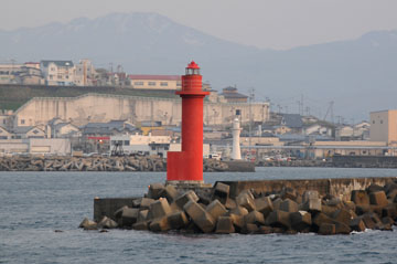 江差港西外防波堤灯台