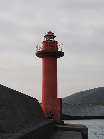 浜益港西防波堤灯台