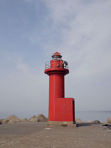 増毛港北防波堤灯台