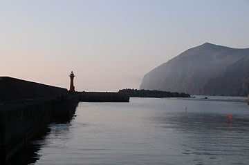 礼文西港元地西防波堤灯台