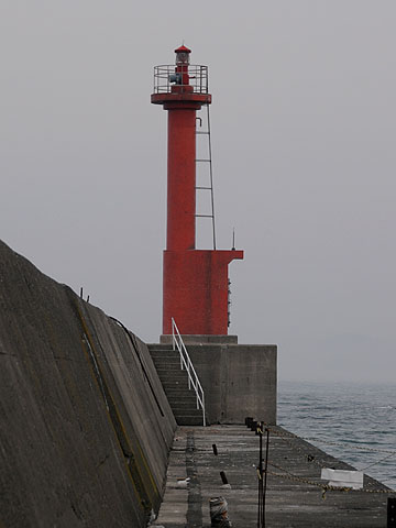 荻伏港南防波堤灯台