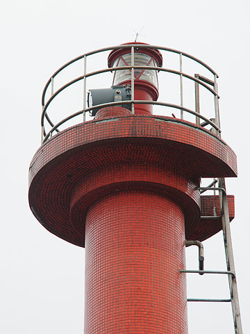 荻伏港南防波堤南西方照射灯