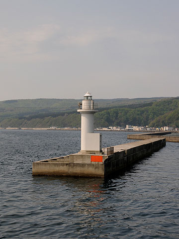 奥尻港東島防波堤灯台