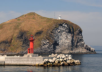 鴛泊港東外防波堤灯台