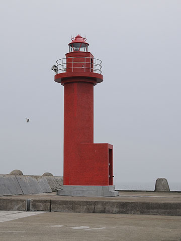 様似港外東防波堤灯台