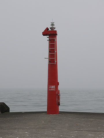 静内港南防波堤灯台