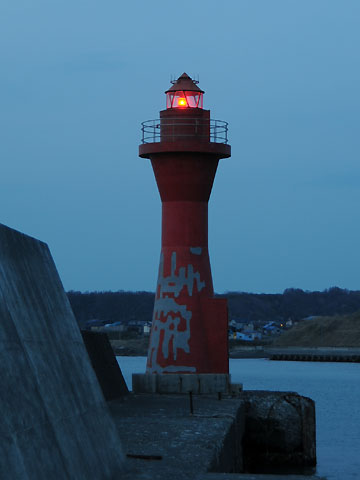 豊岬港北防波堤灯台
