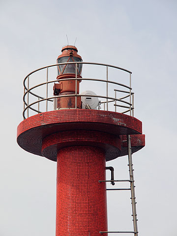 臼谷港西防波堤北方照射灯