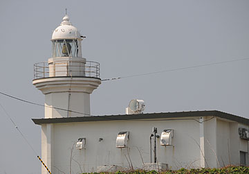焼尻島神居岩照射灯