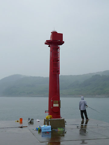 淡路山田港西防波堤灯台
