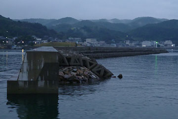 丸山港西防波堤南灯台