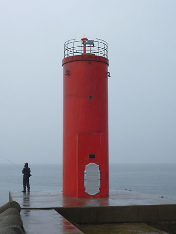 湊港西外防波堤灯台