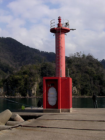 柴山港西防波堤灯台