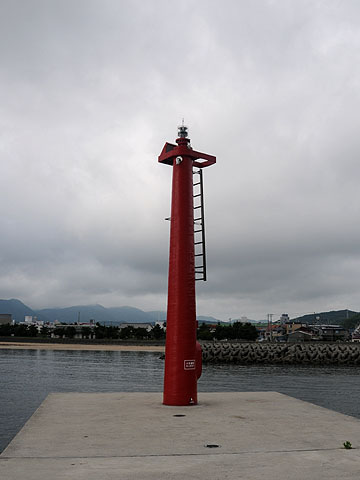 洲本港炬ノ口三号防波堤灯台