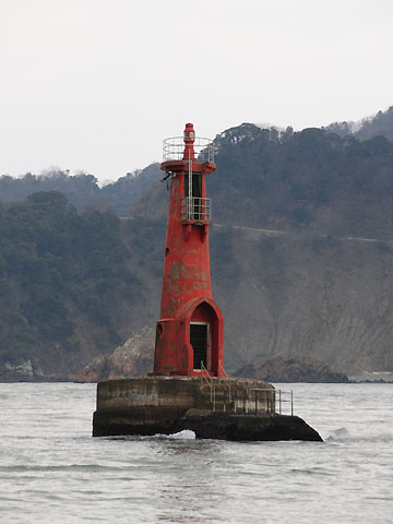 津居山港港口西導流堤灯台