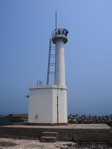 舳倉島港第1防波堤灯台