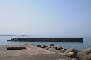 高浜港第4防波堤灯台