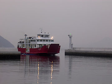 男木港一文字防波堤南灯台