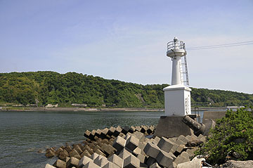 山川港番所鼻灯台