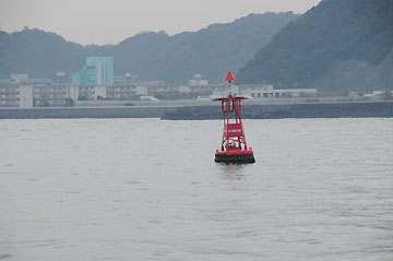 久里浜大塚根灯浮標