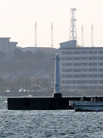 佐島港B防波堤灯台