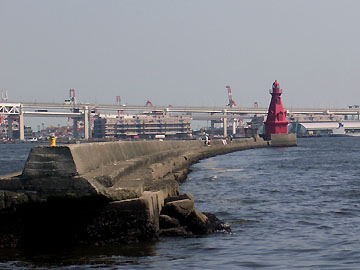 横浜北水堤灯台