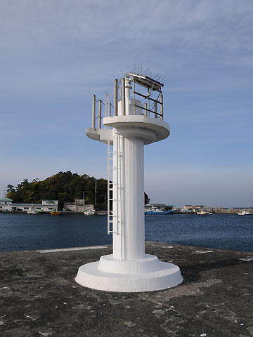 横須賀港走水防波堤灯台