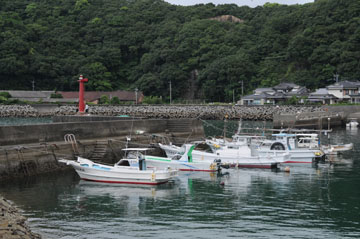 天草港魚貫城下防波堤灯台