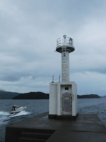 宮田港西ノ原南防波堤灯台