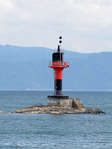 牟田港牛瀬灯標