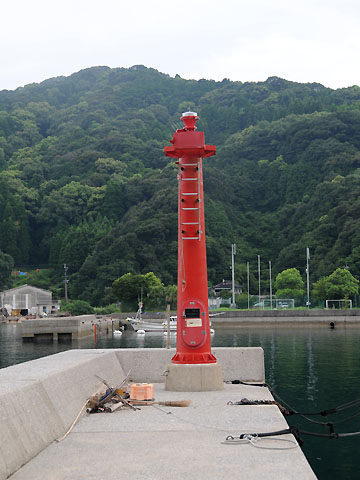 山ノ浦港4号防波堤灯台