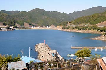 磯崎港南防波堤灯台