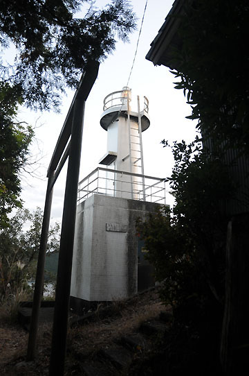 九木港沓埼灯台