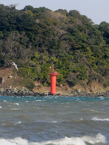 桃取水道大村島灯標