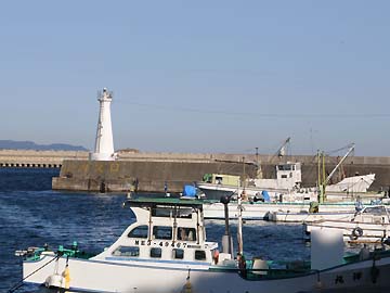 波切港北防波堤灯台