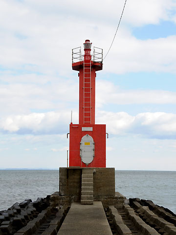 大淀港北防波堤灯台