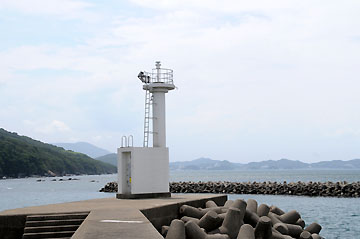 菅島港北防波堤灯台