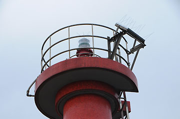 陸前網地港西防波堤灯台
