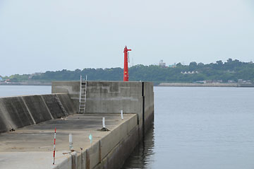 深江港沖防波堤灯台