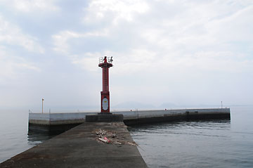 布津港湯田A防砂堤灯台