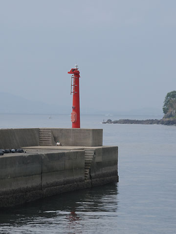口之津港東防波堤灯台