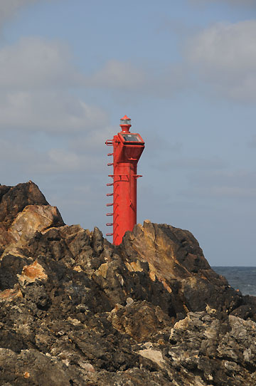 姫津港北口灯台