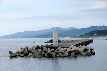 岩船港第2西防波堤灯台