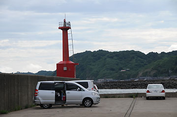 出雲崎港防波堤灯台