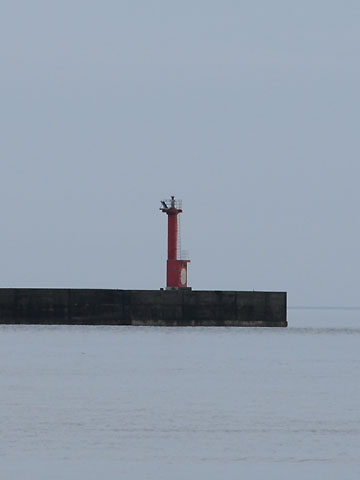 柏崎港西防波堤灯台