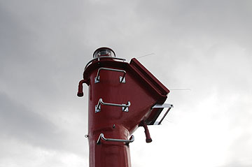 佐渡浦川港東防波堤灯台